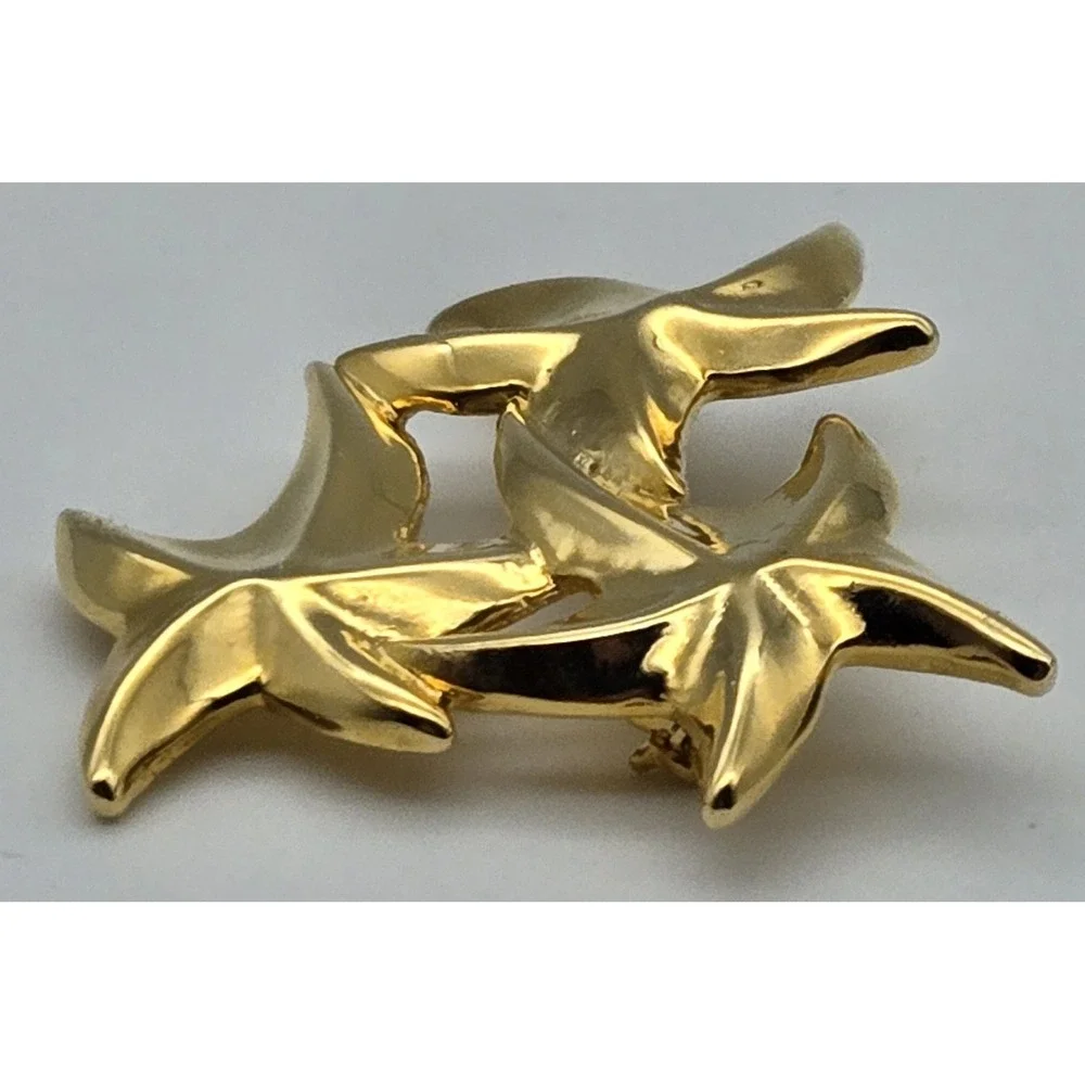 Gold Tone Starfish Brooch‎ Vintage Coastal Chic Ocean Beach Sea Life Pin